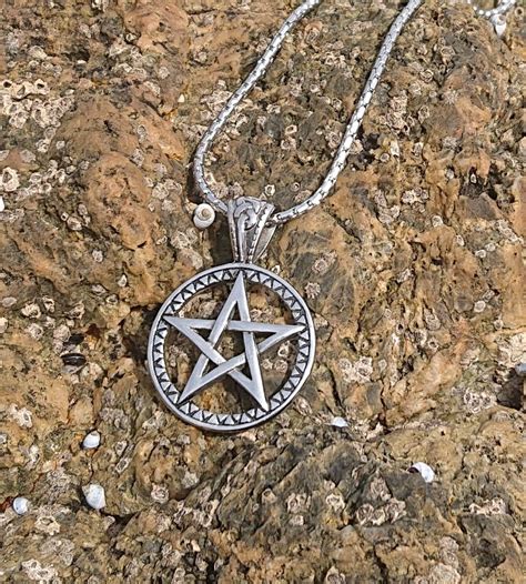 Stainless Steel Pentagram Necklace ⋆ Swords Magic And Dragons