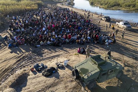 Texas Border Video Showing Huge Migrant Surge Sparks Maga Fury Newsweek