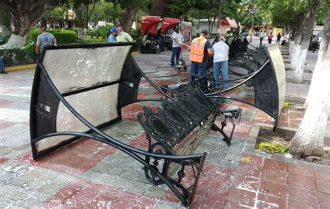 Reinstalan Bancas En La Plaza Principal De Lerdo Noticieros GREM