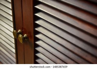 Im Genes De Wardrobe Shutter Design Im Genes Fotos Y Vectores De