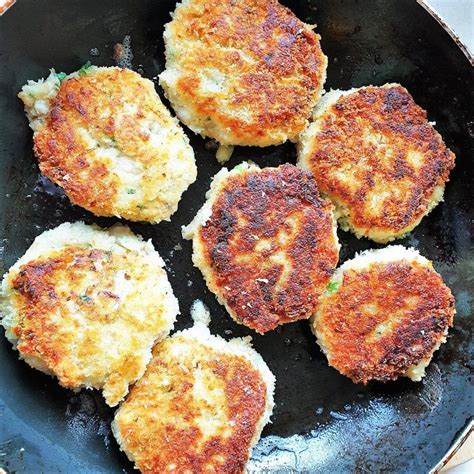 Easy Homemade Fish Cakes With A Crispy Coating Foodle Club Artofit