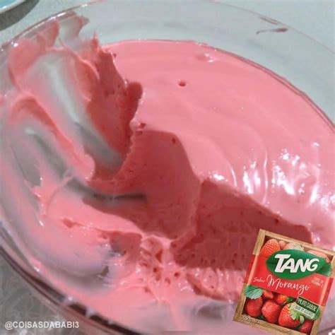 Mousse De Morango Tang NaColher