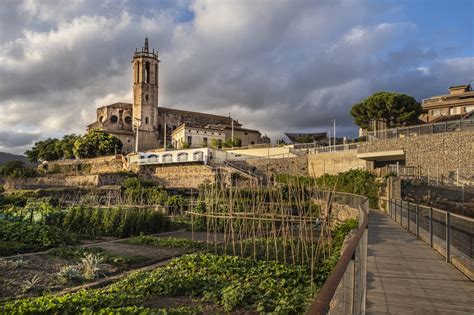 Caldes De Montbui Un Pueblo De Temperatura