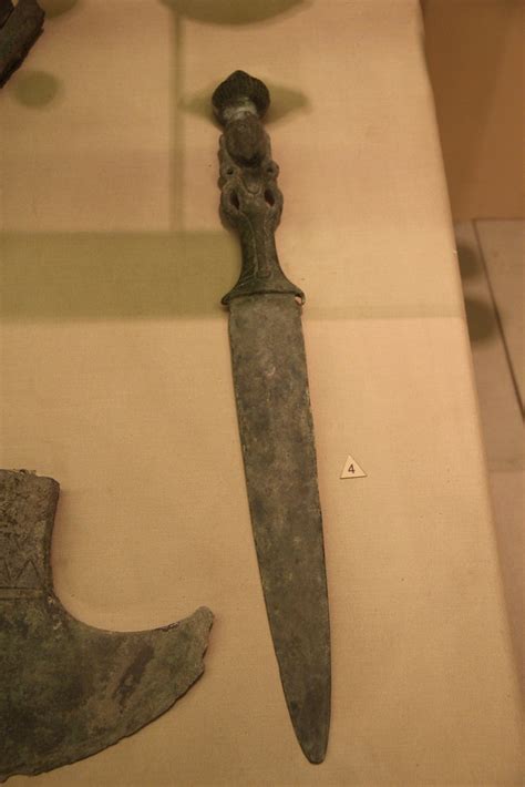 Dong Son Bronze Sword Dong Son Culture To Tran Dynasty Gal Flickr