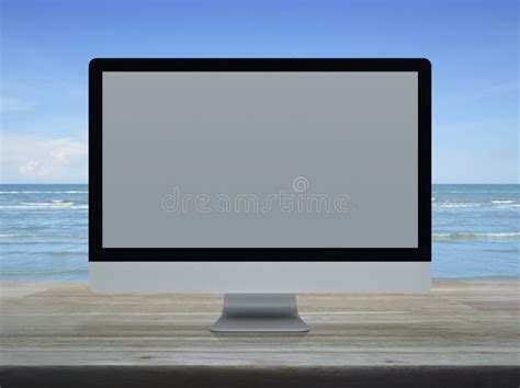 Monitor De Computadora Moderno De Escritorio Con La Pantalla Ancha