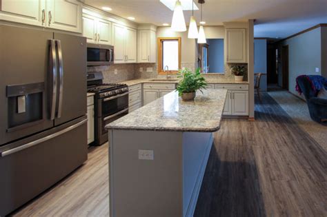 Kitchen Remodel With Painted Ember Glaze Cabinetry By Waypoint