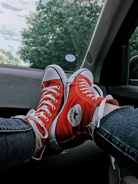 Aesthetic Red Converse Red Converse Outfit Converse Aesthetic