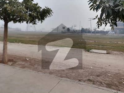 A Prime Location Kanal Residential Plot Located In Awt Housing Scheme