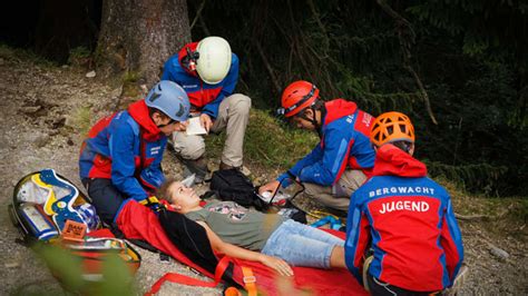 T Lzer Und Lenggrieser Bergwacht Bergen Jugendliche Und J Hrige