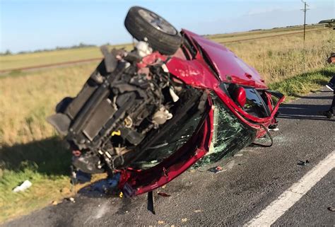 Accidente En Ruta Cuatro Heridos Al Volcar Un Auto Cerca De Dolores