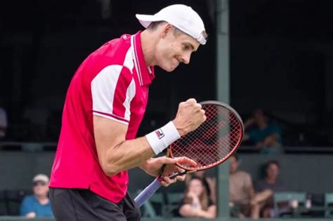 Atp Newport John Isner Edges Tommy Paul And Reaches Sf