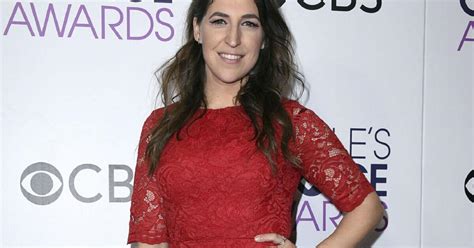 ‘big Bang Theory Star Mayim Bialik Fires Back At Critics After Her ‘victim Blaming Weinstein Op Ed