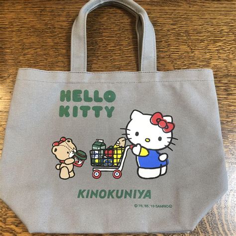 最終お値下げ・完売品 Kinokuniya ︎ハローキティトートバック By メルカリ