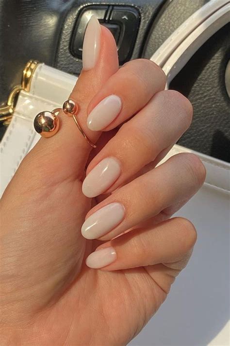 Unghie Nude Nail Look Con I Quali Non Puoi Sbagliare Questanno Manicure Nails Makeup