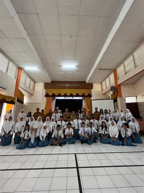 Prosesi Serah Terima Jabatan Osis Mpk 20222023 Kepada Osis Mpk 2023