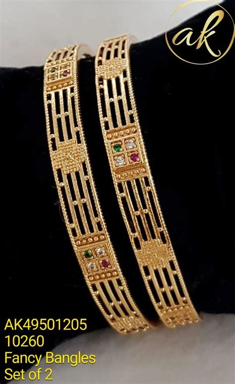 Pin By Godavari On Bangles Bridal Gold Jewellery Girly Jewelry Gold