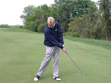 senior swing  easy    keiser university college  golf