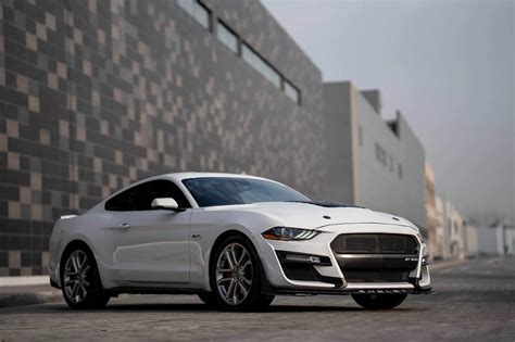 Rent Ford Mustang Gt White In Dubai Sportscars Octane Car Rental Dubai