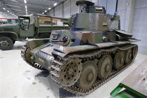 Танк, побывавший бронетранспортёром | Военно-исторический портал ...