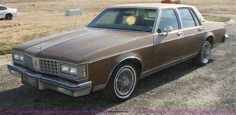 1989 Oldsmobile Delta 88 Royale Brougham