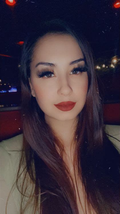 Best Hot Asiska OnlyFans Accounts FansMetrics