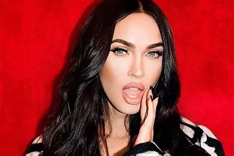 Lot Of Deep Insecurities Megan Fox Confesses Obsession With Her Body Says She Never Ever