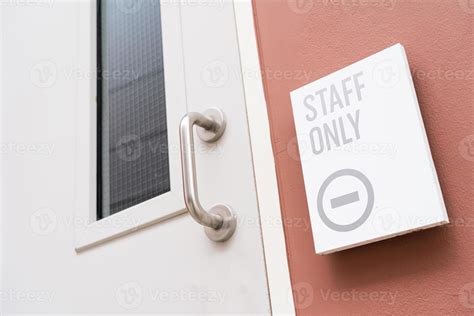 Staff Only Room. Staff only signs. staff only door signs outside ...