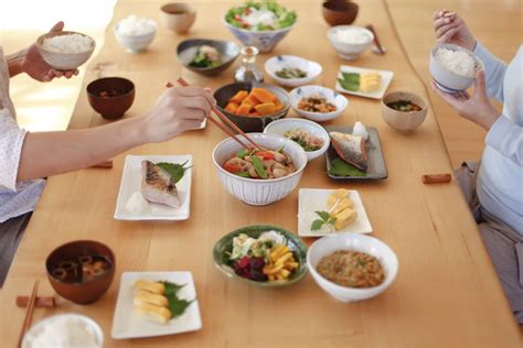 The Japanese Diet Holds the Key To Weight Loss: Here’s Why