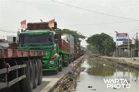 Ada Perbaikan Jalan Pantura Pati Rembang Macet Panjang Wartaphoto Net