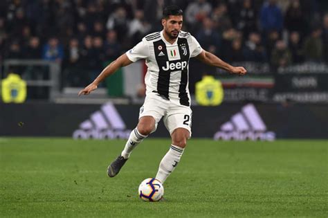 Juventus Emre Can Non Sale Sul Pullman Per La Rifinitura