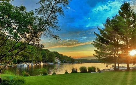 Top 5 Lakes and Lake Adventures in the Poconos - Hyatus Stays