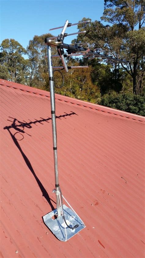 Tin Roof Antenna Mount - The Antenna Company The Antenna Company