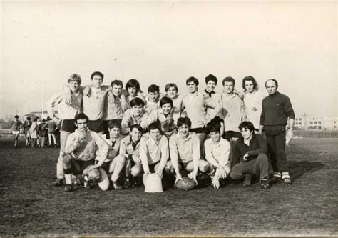 Photo De Classe Rugby 69 70 De 1970 Lycée Jean Renoir Copains Davant