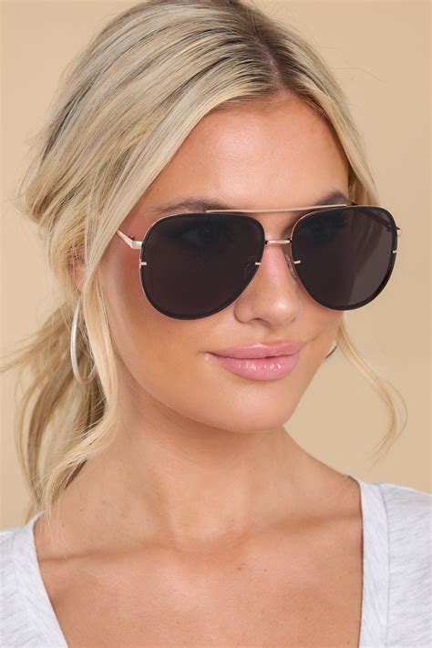 Trendy Sunglasses And Aviators For Women Red Dress