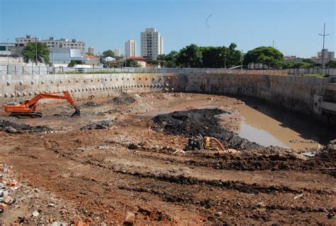 SP inicia construção de mais dois piscinões na região de Franco da