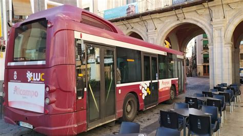 El horario de verano de los autobuses urbanos entrará en vigor el lunes