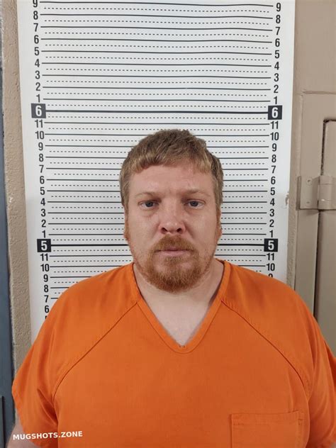 GATES CHRISTOPHER STEVEN 02 07 2024 Scott County Mugshots Zone