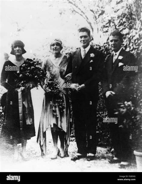 Gene Tunney Wife Polly Lauder Black And White Stock Photos And Images Alamy