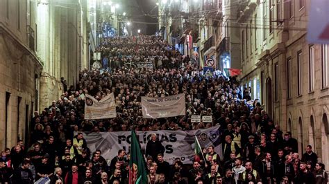 Elementos Da Psp E Gnr Voltam Hoje Aos Protestos Com Vigílias Nos