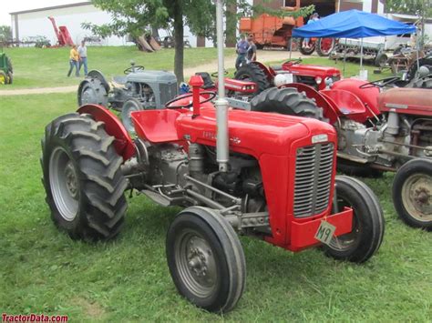 Ferguson To 35 Tractor Photos Information