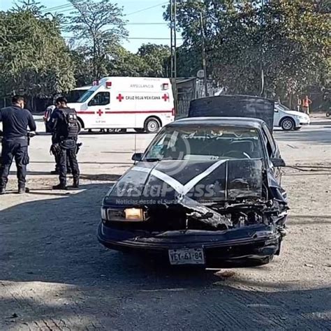 Choca Camioneta Contra Auto Vista Press Noticias