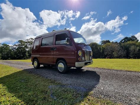 SUBARU SAMBAR DIAS CLASSIC