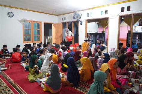 Ucare Indonesia Distribusikan Paket Ifthar Ramadhan