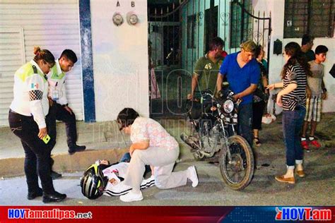 Hoy Tamaulipas Derrapa Motociclista Tras Pasar Encima De Una Botella