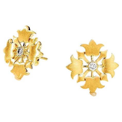 Syna Yellow Gold Flower Earrings With Diamonds For Sale At 1stdibs