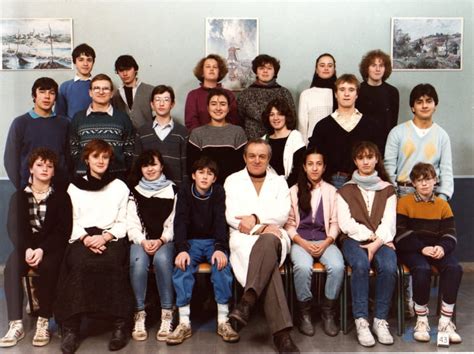 Photo de classe 3ème de 1984 Collège Perrot D ablancourt Copains d avant