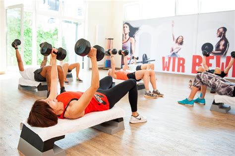 Get Fit With Friends 7 Incredible Benefits Of Group Workouts