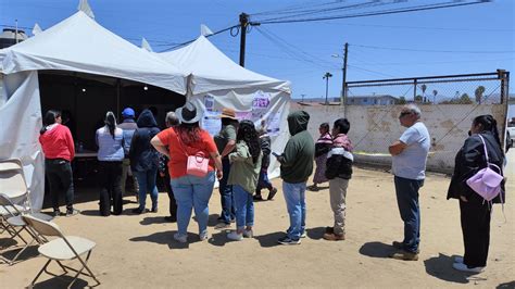 Registran Largas Filas En Casillas Especiales De San Quint N