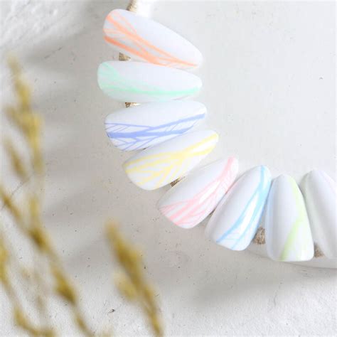 Russian Nail Line Art Gel Polish Brands