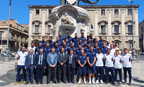 Presentazione Ufficiale Calcio Catania Entusiasmo E Aspettative